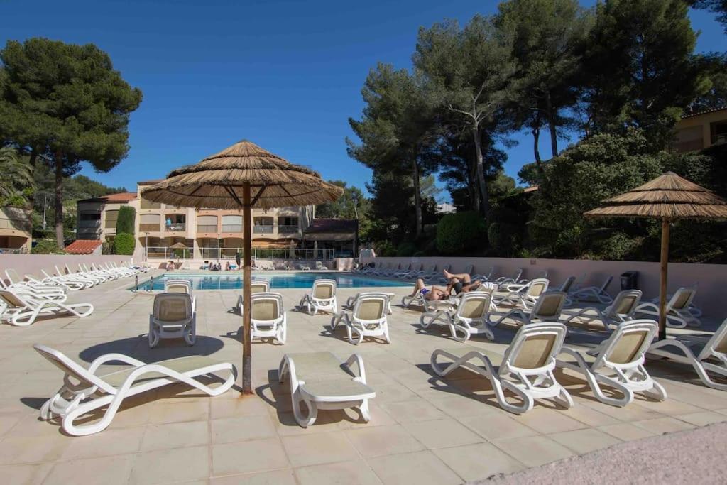 Appartement Piscine Tennis Acces Prive Plage Joia Санарі-сюр-Мер Екстер'єр фото